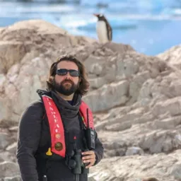 Nicolas T.